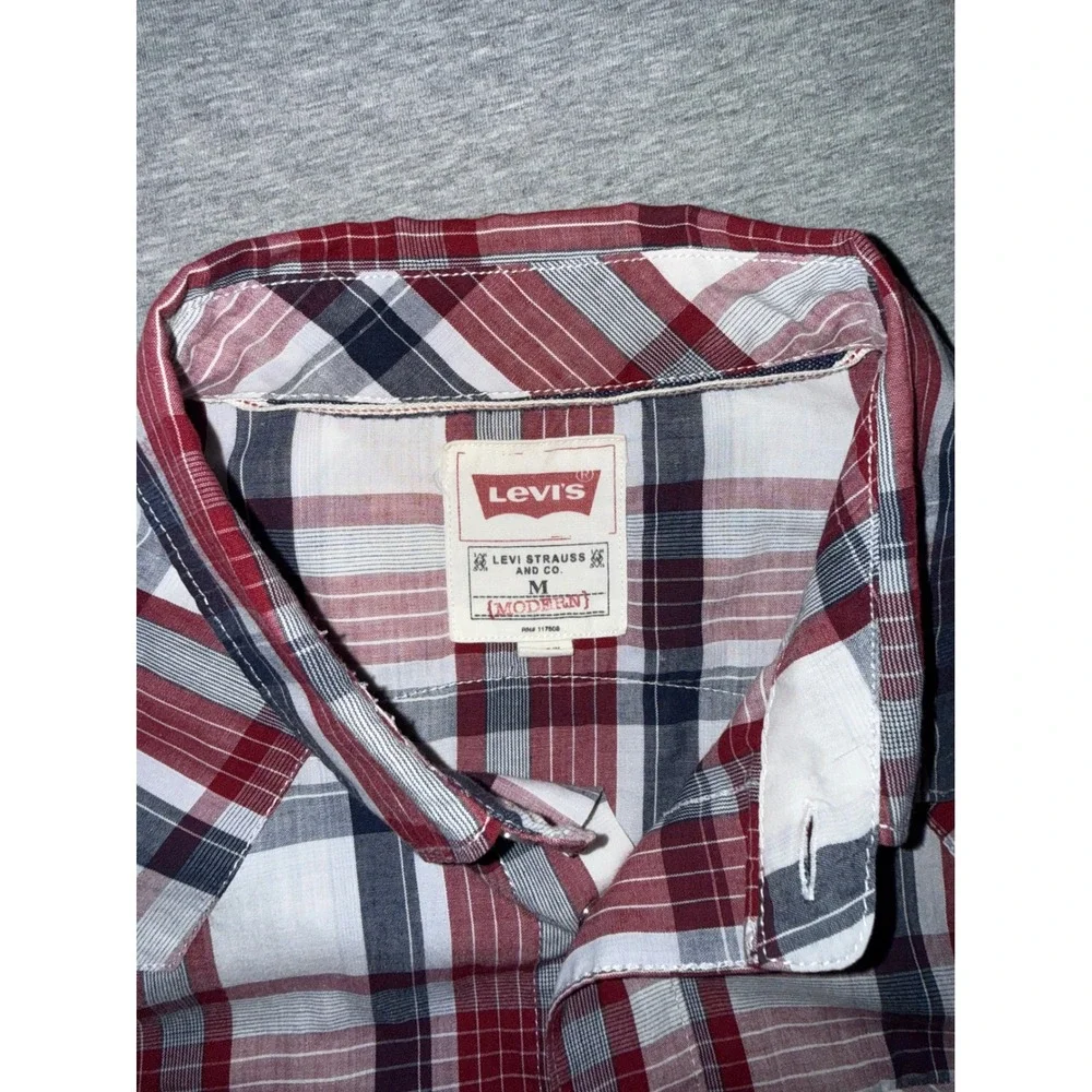 Levis Mens Modern Fit Red Plaid Pearl Snap Shirt Size Medium Cowboy Western
